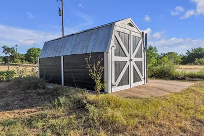 4080 Pleasant Valley Road, Mineral Wells, TX 76067 - Photo 32