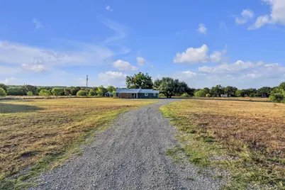 4080 Pleasant Valley Road, Mineral Wells, TX 76067 - Photo 2