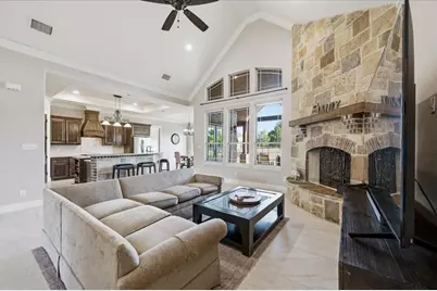 924 Indian Trail, Oak Leaf, TX 75154 - Photo 6