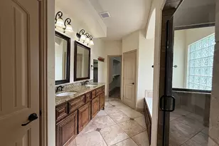 9001 Blue Water Dr, Plano, TX 75025 - Photo 16