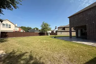 9001 Blue Water Dr, Plano, TX 75025 - Photo 22