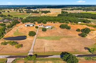 156 La Arroya Dr, Weatherford, TX 76088 - Photo 2
