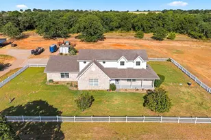 156 La Arroya Dr, Weatherford, TX 76088 - Photo 4