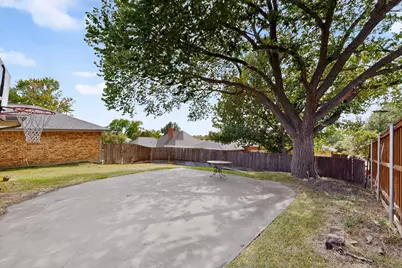 2413 Club Meadow Drive, Garland, TX 75041 - Photo 36