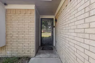 710 Southwood Dr, Athens, TX 75751 - Photo 2