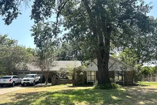 920 Brandyn Pl, Paris, TX 75462 - Photo 2