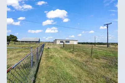 5108 Woodard Avenue, Cleburne, TX 76033 - Photo 32