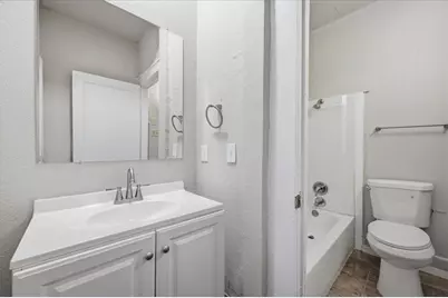 711 Brown Street #B, Waxahachie, TX 75165 - Photo 10