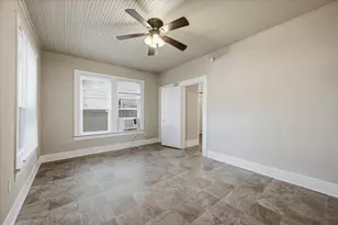 711 Brown St, Waxahachie, TX 75165 - Photo 4