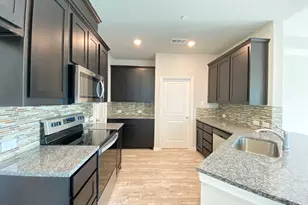 3404 Solana Cir, Denton, TX 76207 - Photo 4