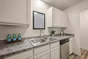 7712 Brandi Pl, North Richland Hills, TX 76182 - Photo 14