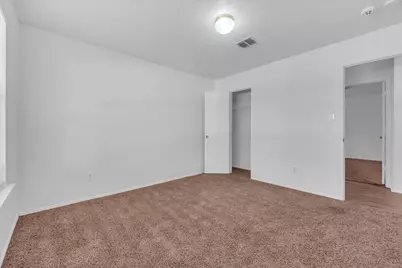 2460 Mallory Lane, Lancaster, TX 75134 - Photo 6