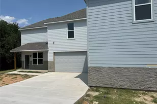 806 N Cates St, Decatur, TX 76234 - Photo 2