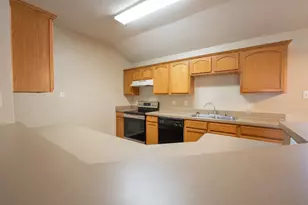 183 Rolling Ct, Lancaster, TX 75146 - Photo 6
