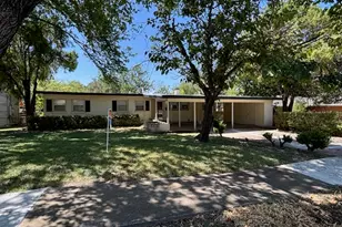 3363 Cromart Ave, Fort Worth, TX 76133 - Photo 2