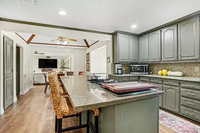 1349 Mantlebrook Drive, DeSoto, TX 75115 - Photo 18