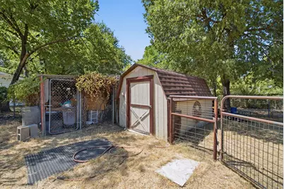112 Sandra Drive, Azle, TX 76020 - Photo 22