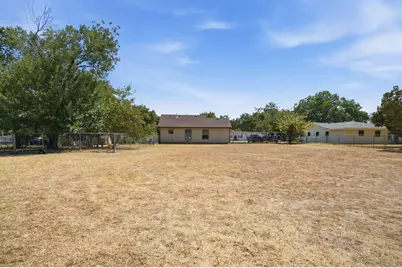 112 Sandra Drive, Azle, TX 76020 - Photo 24