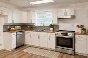 505 Cummins St, Bowie, TX 76230 - Photo 6