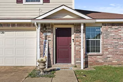 2702 Maci Court, Seagoville, TX 75159 - Photo 2