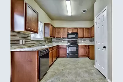 702 E College Street, Princeton, TX 75407 - Photo 10