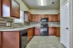 702 E College St, Princeton, TX 75407 - Photo 10