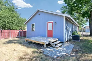 1210 Elmira St, Weatherford, TX 76086 - Photo 4