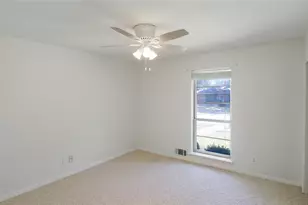 1526 Charleston Dr, Garland, TX 75041 - Photo 22