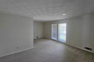 1526 Charleston Dr, Garland, TX 75041 - Photo 2
