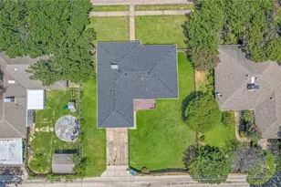 1526 Charleston Dr, Garland, TX 75041 - Photo 6