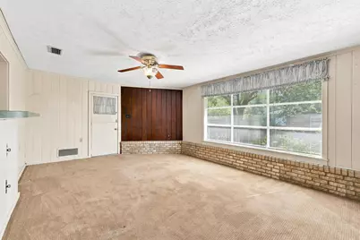 920 Park Avenue, Bonham, TX 75418 - Photo 14