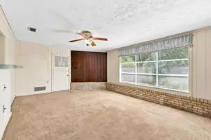 920 Park Ave, Bonham, TX 75418 - Photo 14