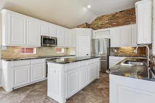 8330 Elena Dr, Lantana, TX 76226 - Photo 6
