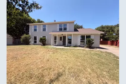 526 Royal Valley Road, Grand Prairie, TX 75052 - Photo 1