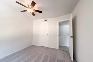 526 Royal Valley Rd, Grand Prairie, TX 75052 - Photo 16