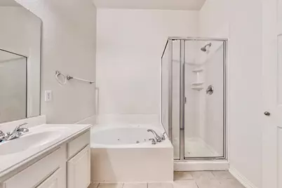 1216 Lake Forest Drive, Grand Prairie, TX 75052 - Photo 18