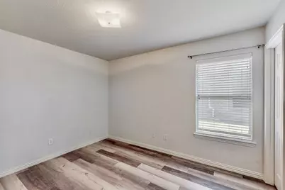 1216 Lake Forest Drive, Grand Prairie, TX 75052 - Photo 20