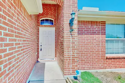 1216 Lake Forest Drive, Grand Prairie, TX 75052 - Photo 2