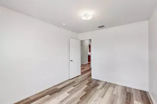 1216 Lake Forest Dr, Grand Prairie, TX 75052 - Photo 26