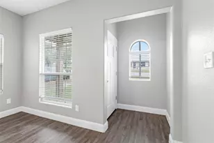 426 W Coffin St, Denison, TX 75020 - Photo 4