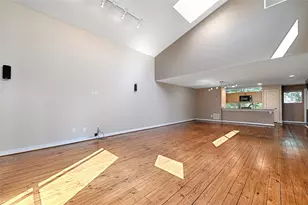 1207 Urban Lofts Dr, Dallas, TX 75215 - Photo 4