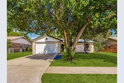 600 Ann Lois Lane, Burleson, TX 76028 - Photo 1