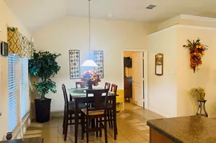 2250 Kaitlyn Dr, Weatherford, TX 76087 - Photo 6