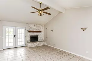 7404 Cheryl Ct, Watauga, TX 76148 - Photo 2