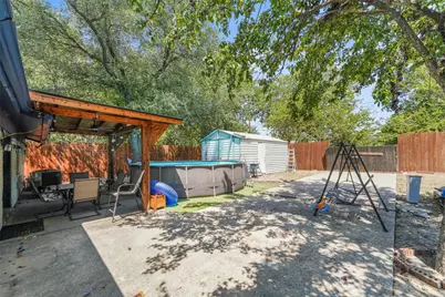 12301 King Drive, Balch Springs, TX 75180 - Photo 16