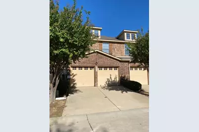 2734 Hyde Park Drive, Grand Prairie, TX 75050 - Photo 1