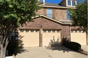 2734 Hyde Park Dr, Grand Prairie, TX 75050 - Photo 1