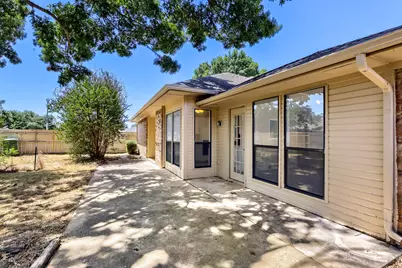 2212 Oak Bluff Drive, Flower Mound, TX 75028 - Photo 12