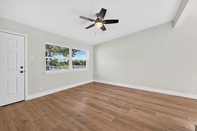1037 W Grubb Drive, Mesquite, TX 75149 - Photo 6