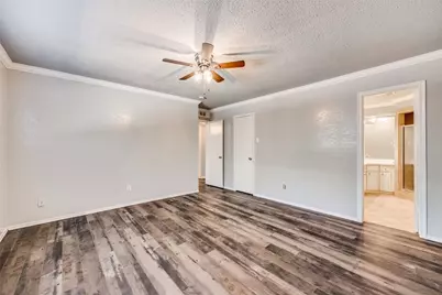 5053 Les Chateaux Drive #141, Dallas, TX 75235 - Photo 8